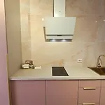 Soft Pink *