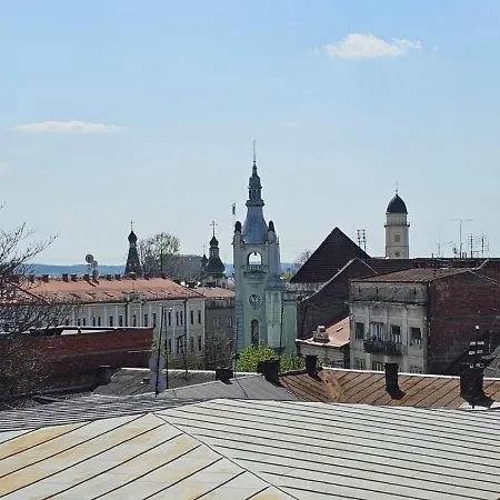 завжди є світло! Soft Pink Apartment Mukacheve