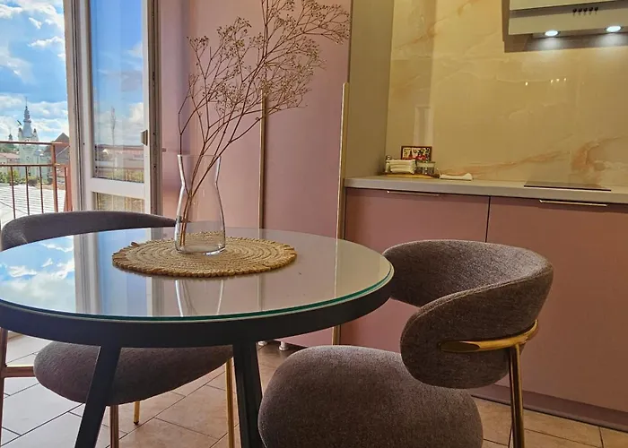 Appartement Soft Pink Moukatcheve