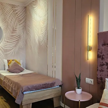 Soft Pink Mukatjevo